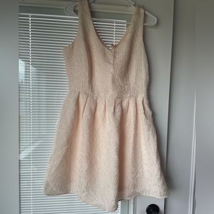 Medium dress